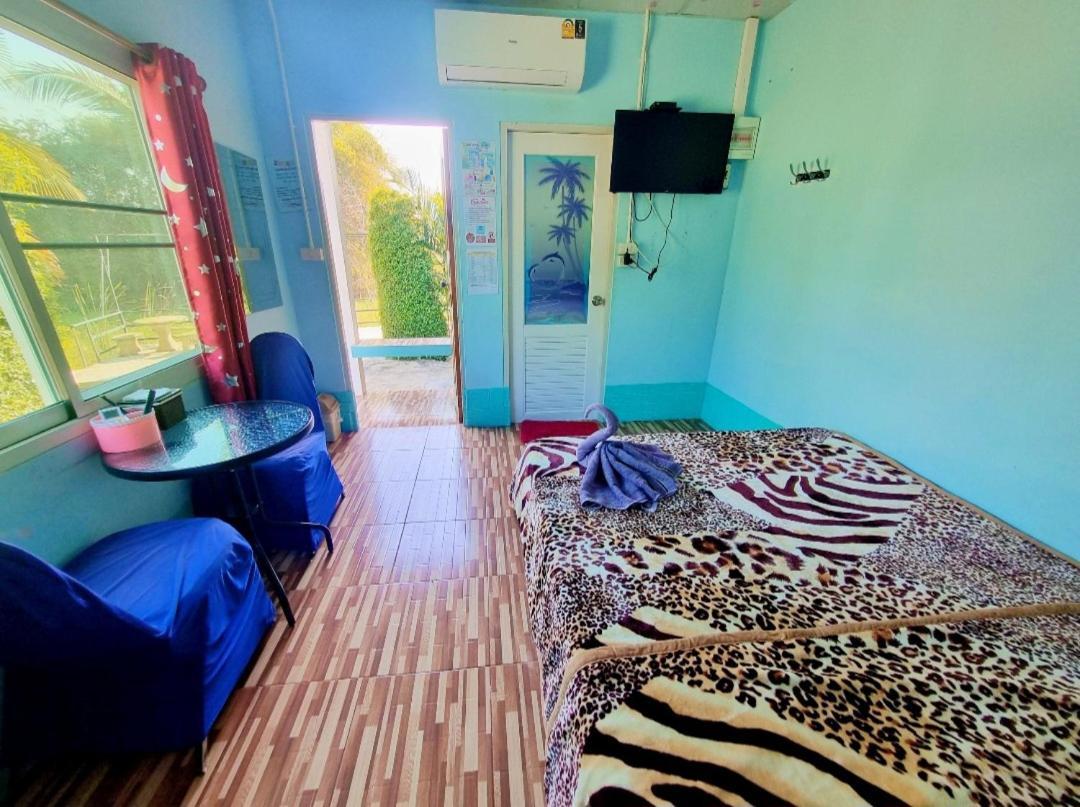 In Love Resort Chainat Room photo