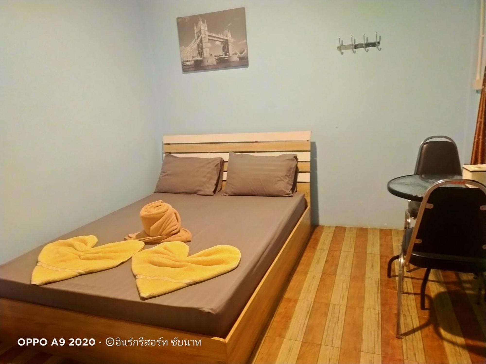 In Love Resort Chainat Room photo